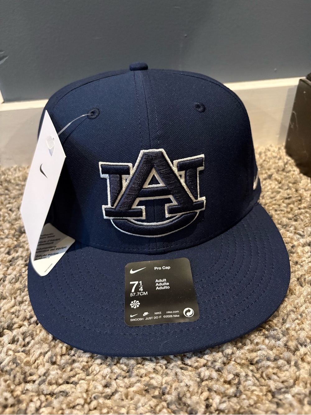 NWT Auburn University Nike Fitted Hat 7 1/4 57.7 cm Navy Blue Dri Fit
